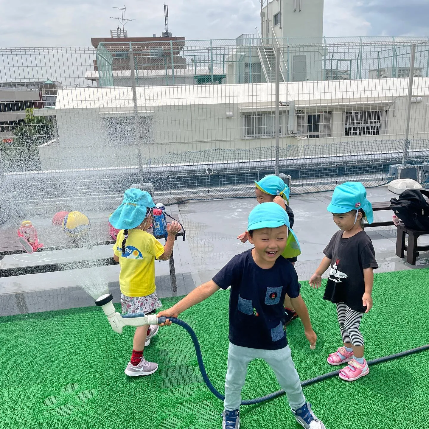 今日はキンダークラスのフルタイムのお子さんのみの登園日でした