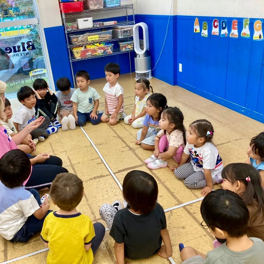 10/3(火) Kinder class today 