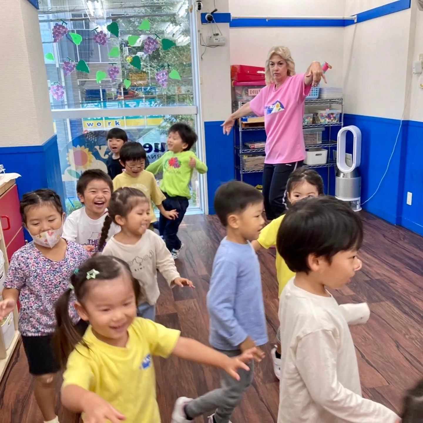 10/17(火) Kinder class today