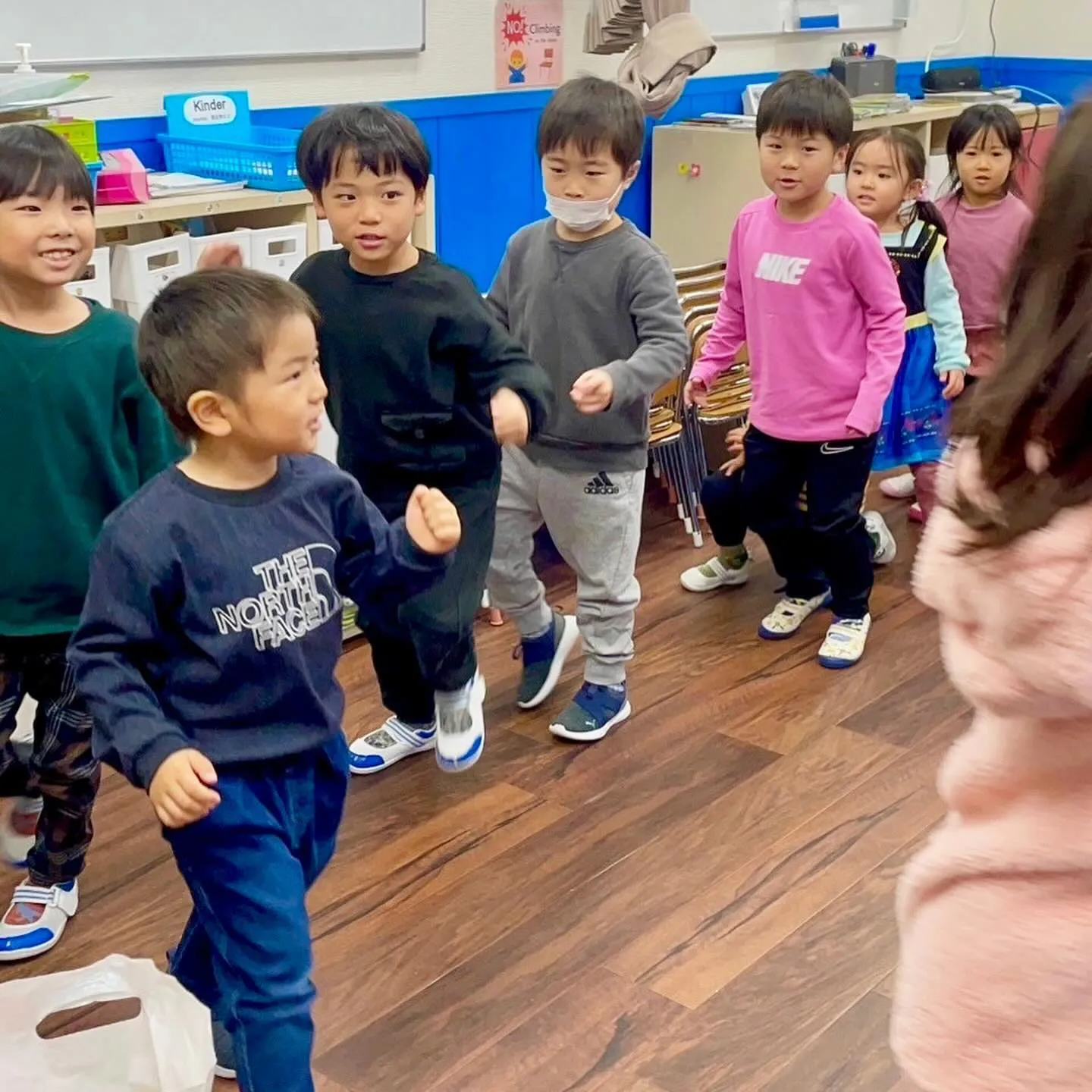 1/9(火)Kinder class today