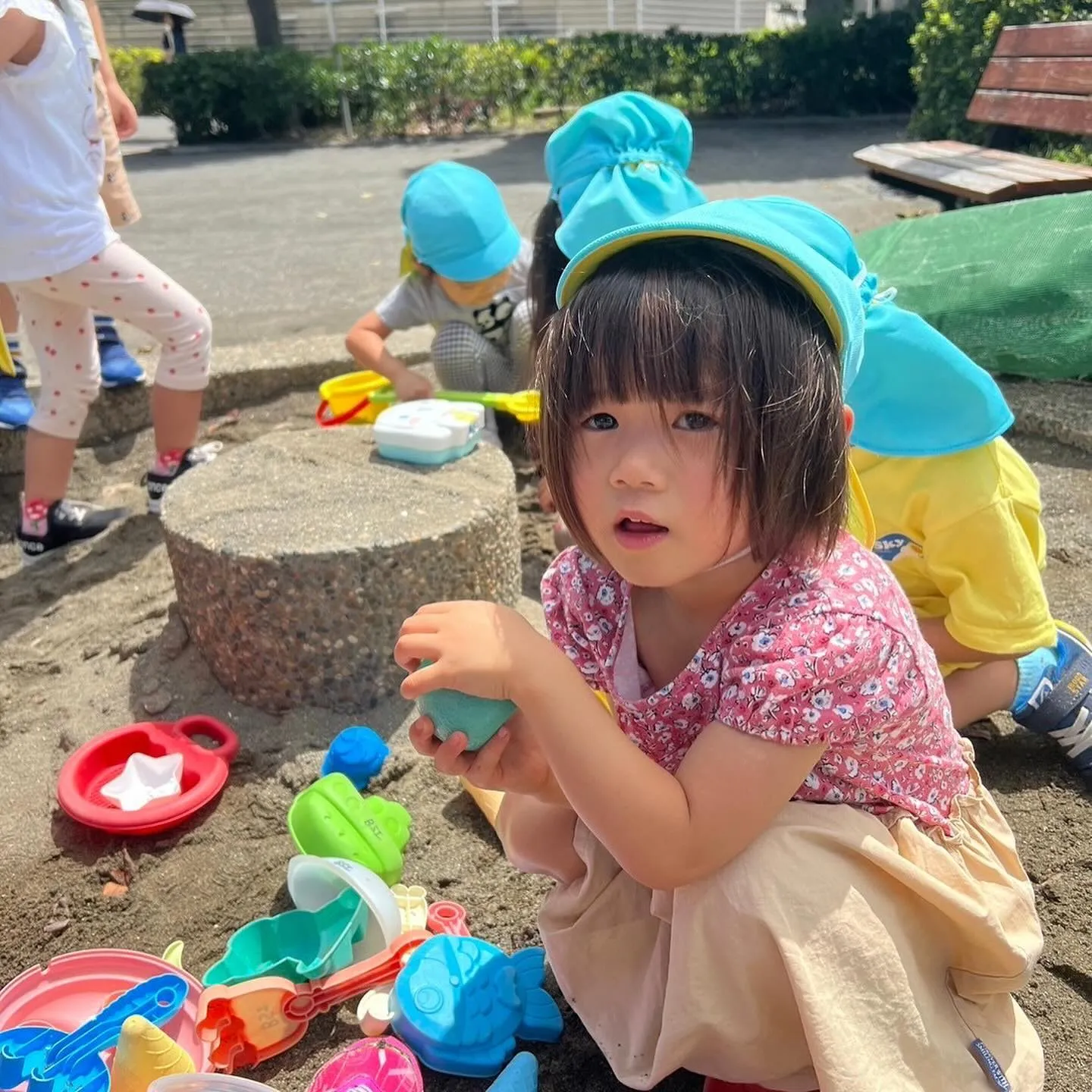 Kinder class at the park 