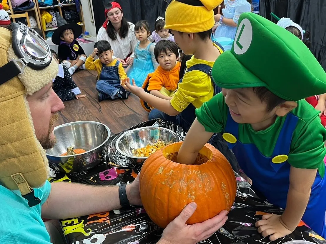 Making Jack o’lantern 🎃