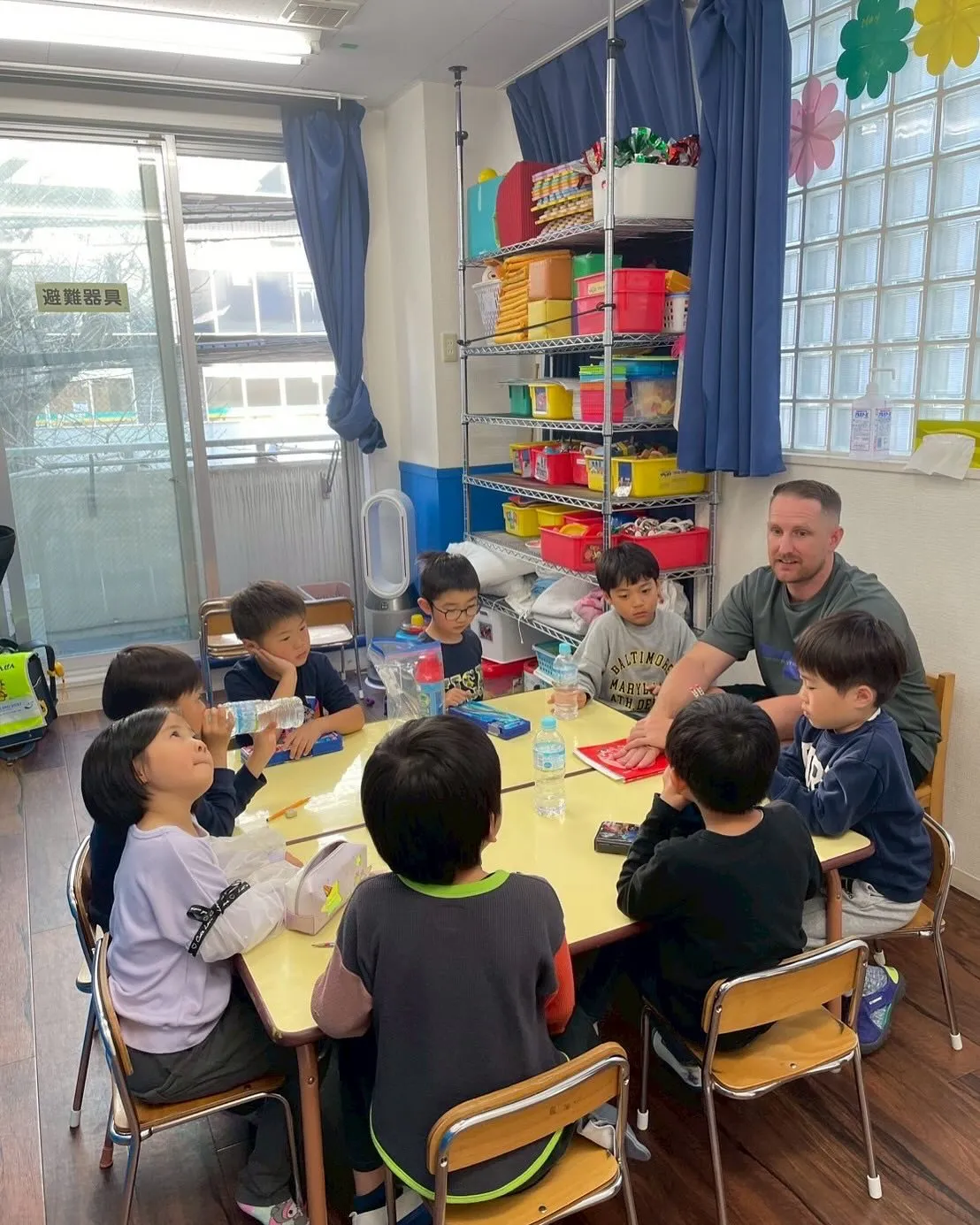 Bilingual class, and Kinder cl...