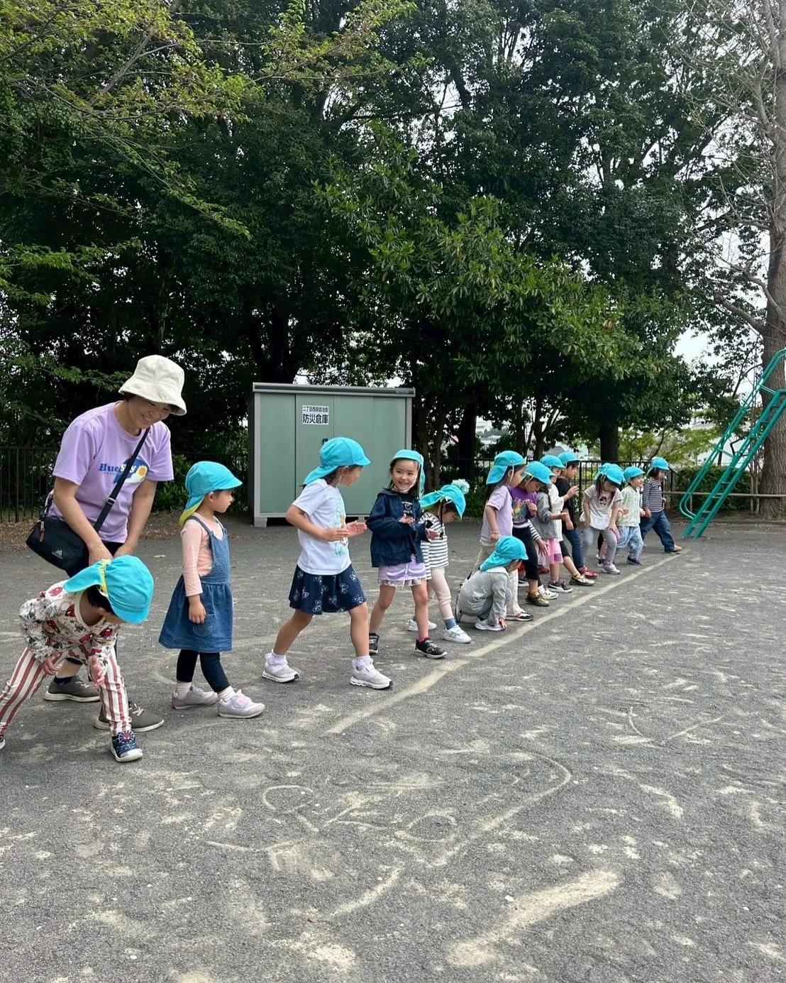 2025年のイースターは4/20(日)