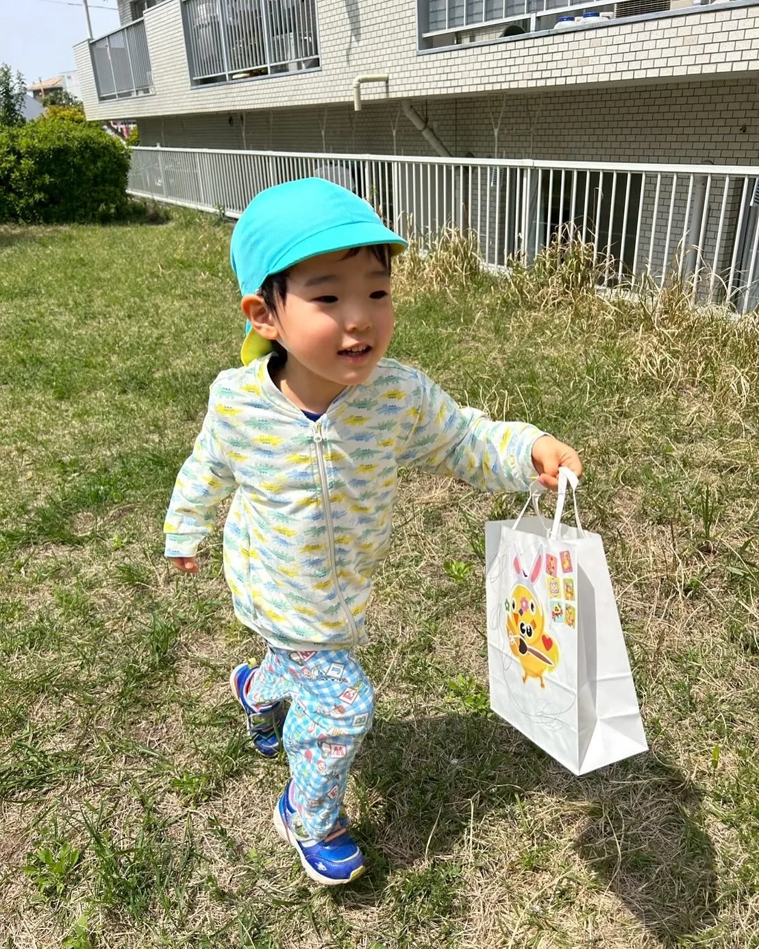 2025年のイースターは4/20(日)