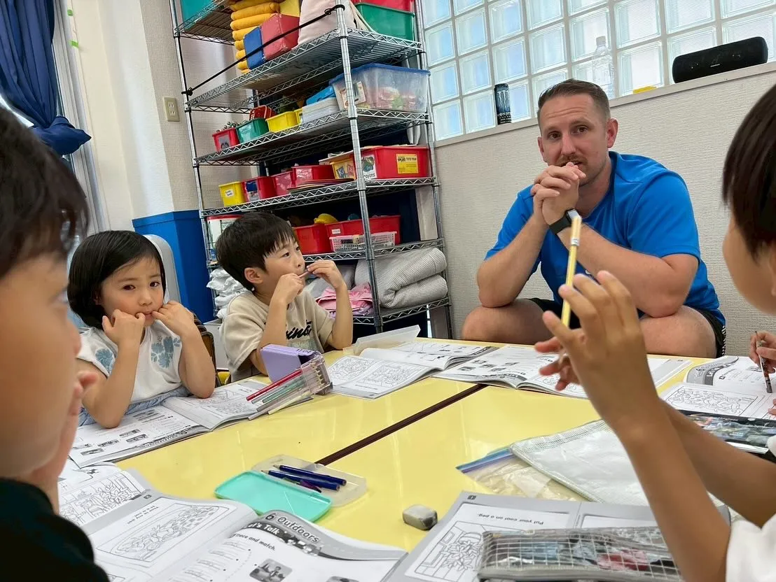 Bilingual kids class