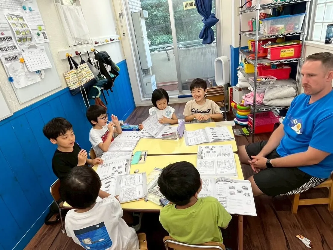 Bilingual kids class
