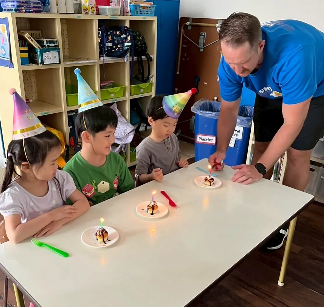 Happy birthday, our friends🎉