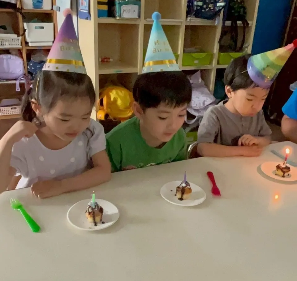 Happy birthday, our friends🎉