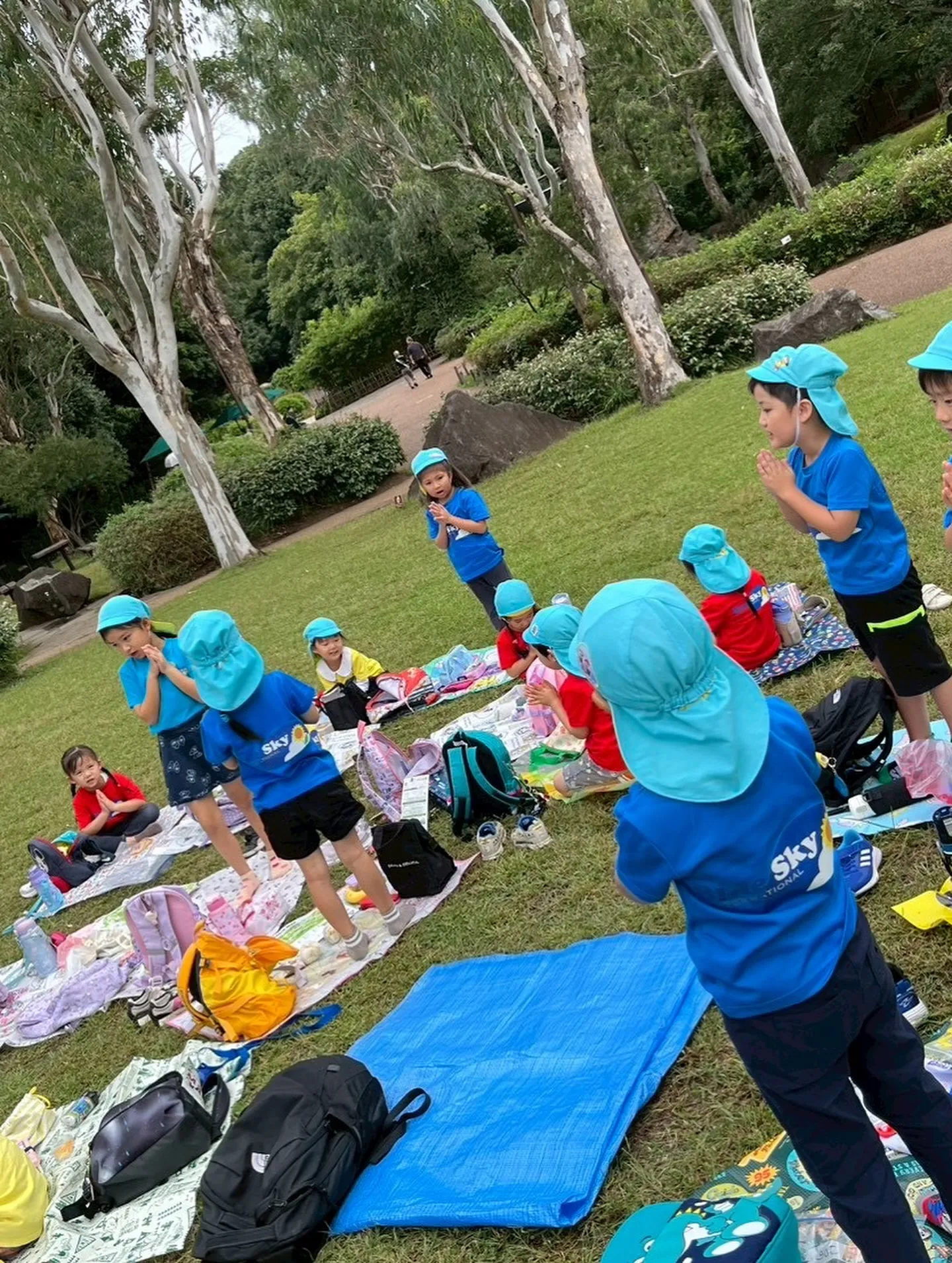 Today is a field trip！🌳