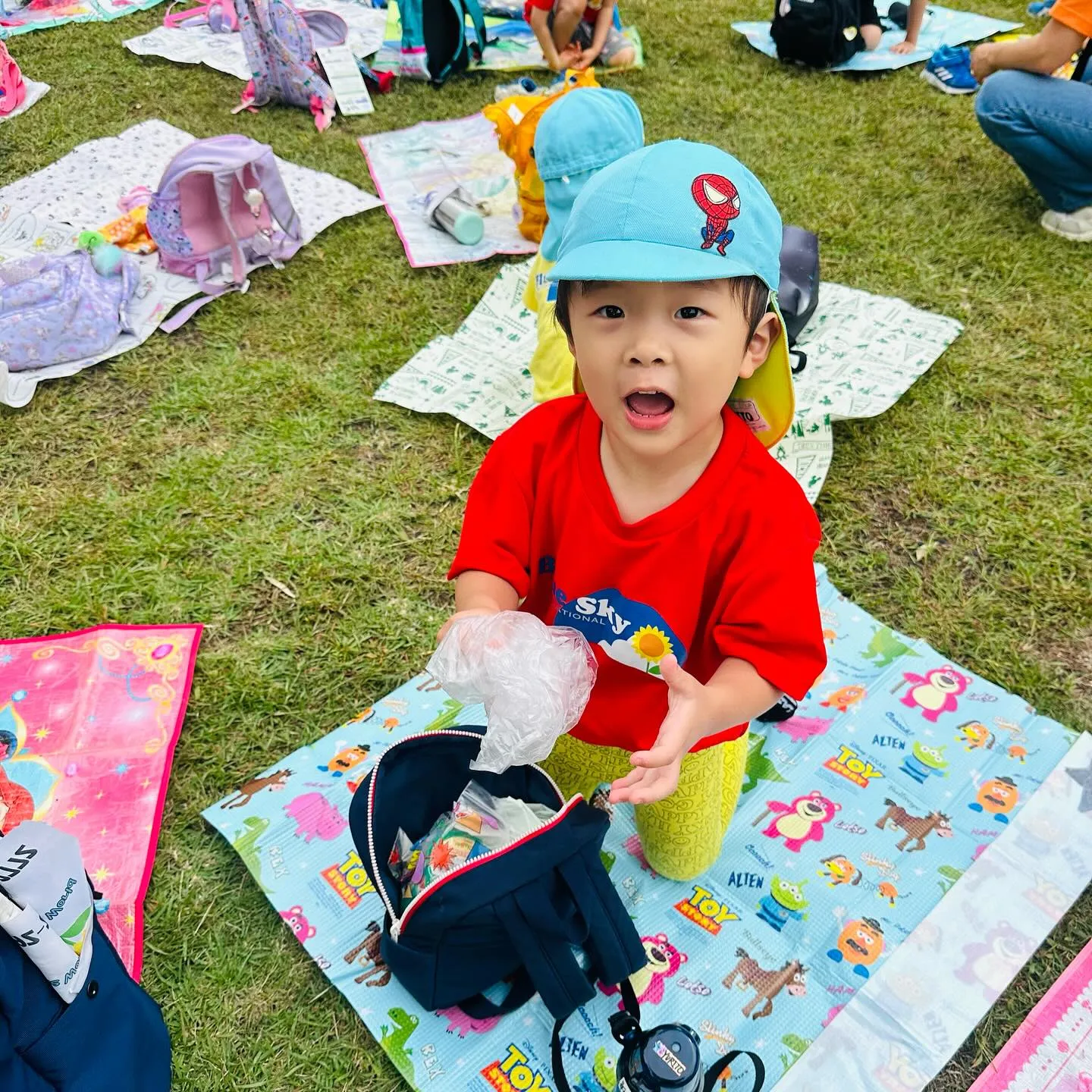 More pictures from our Kinder ...