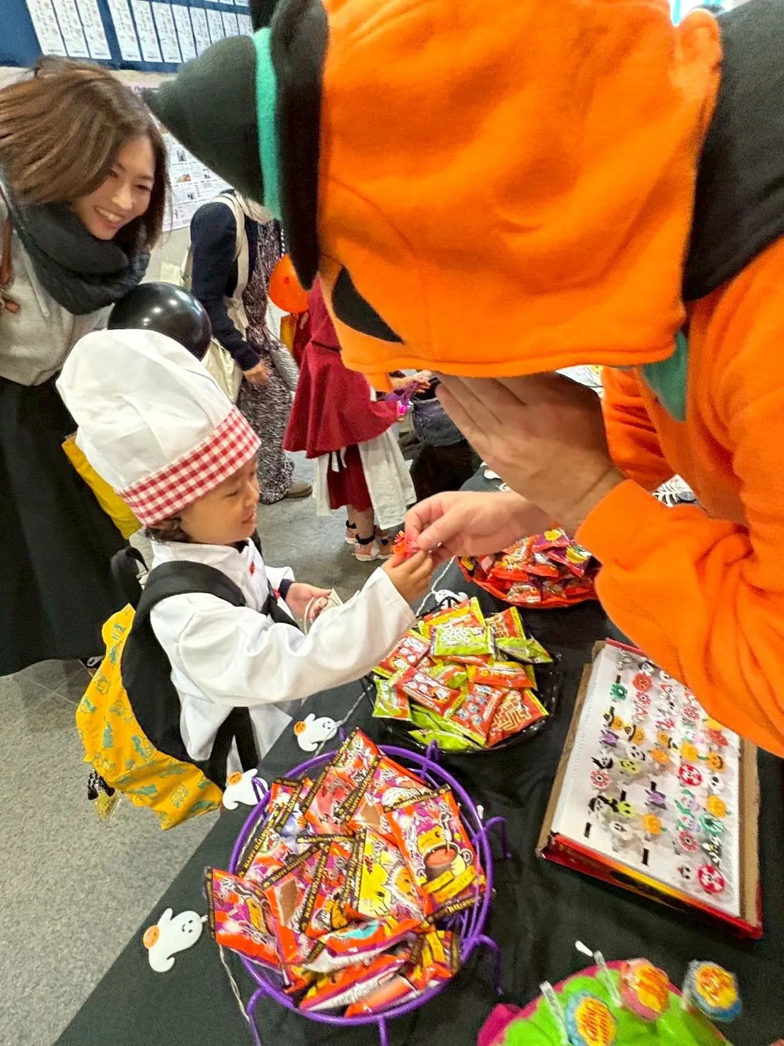 Trick or treat !!🎃👻