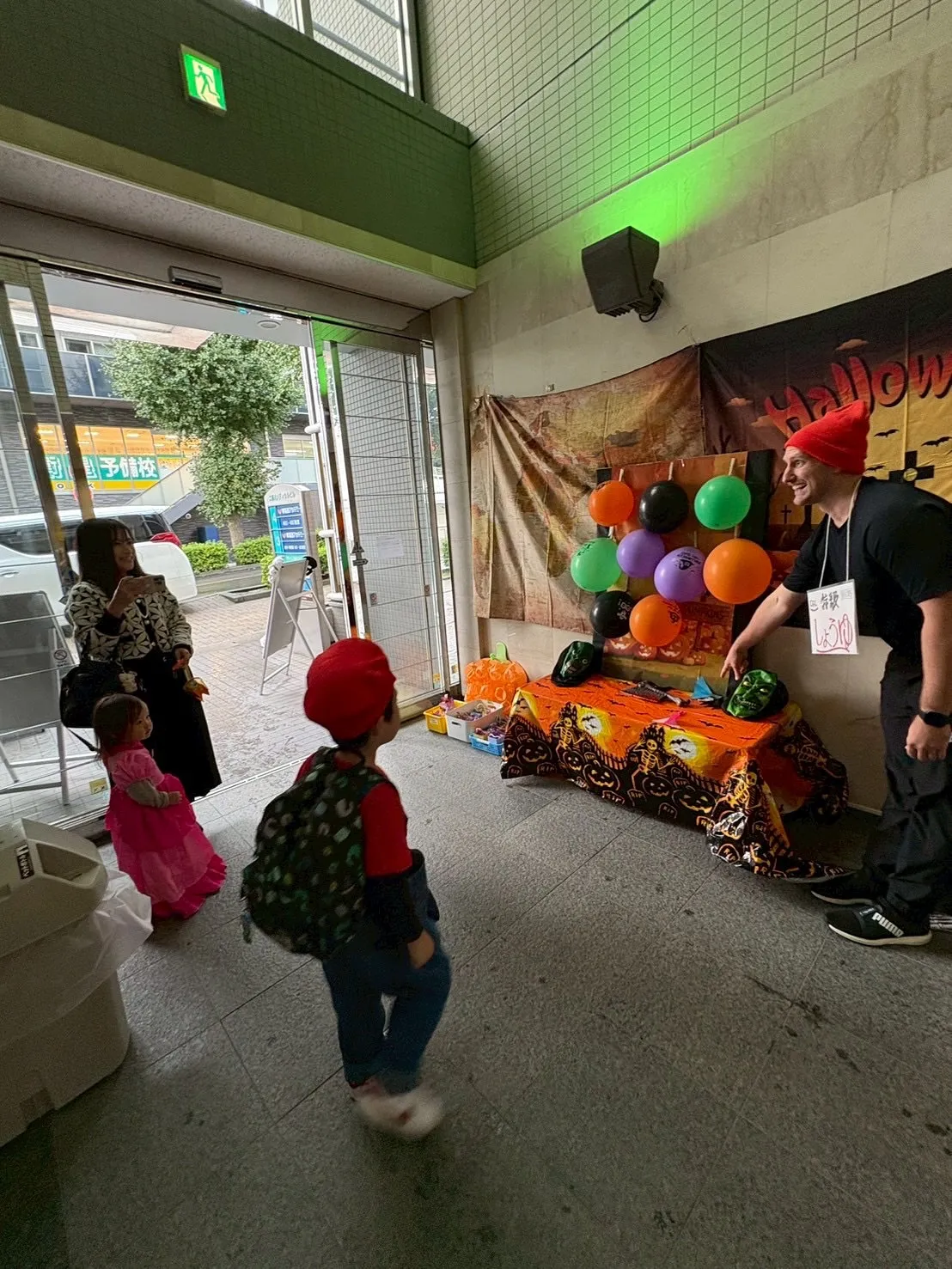 Trick or treat !!🎃👻