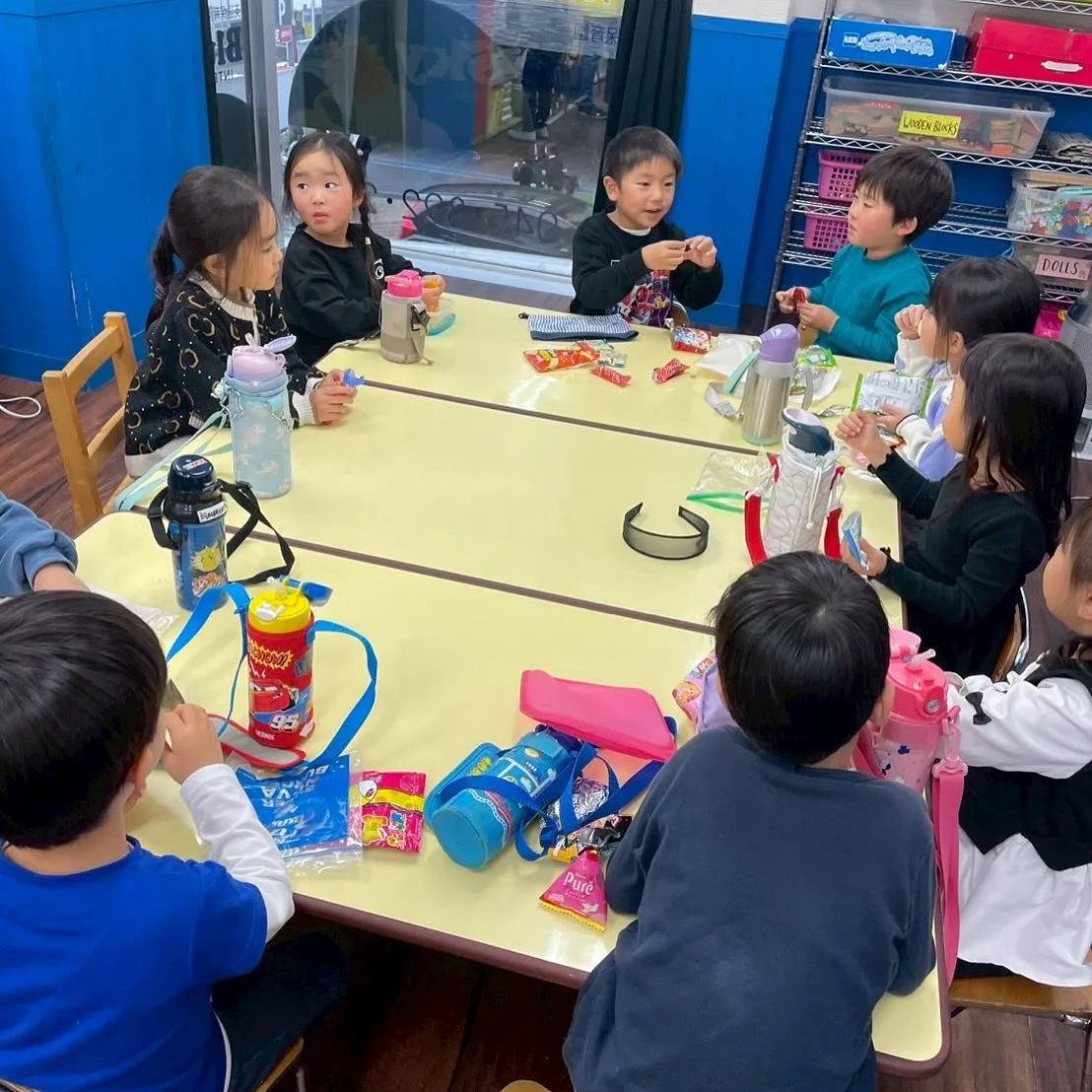 Bilingual class and Club Wedne...