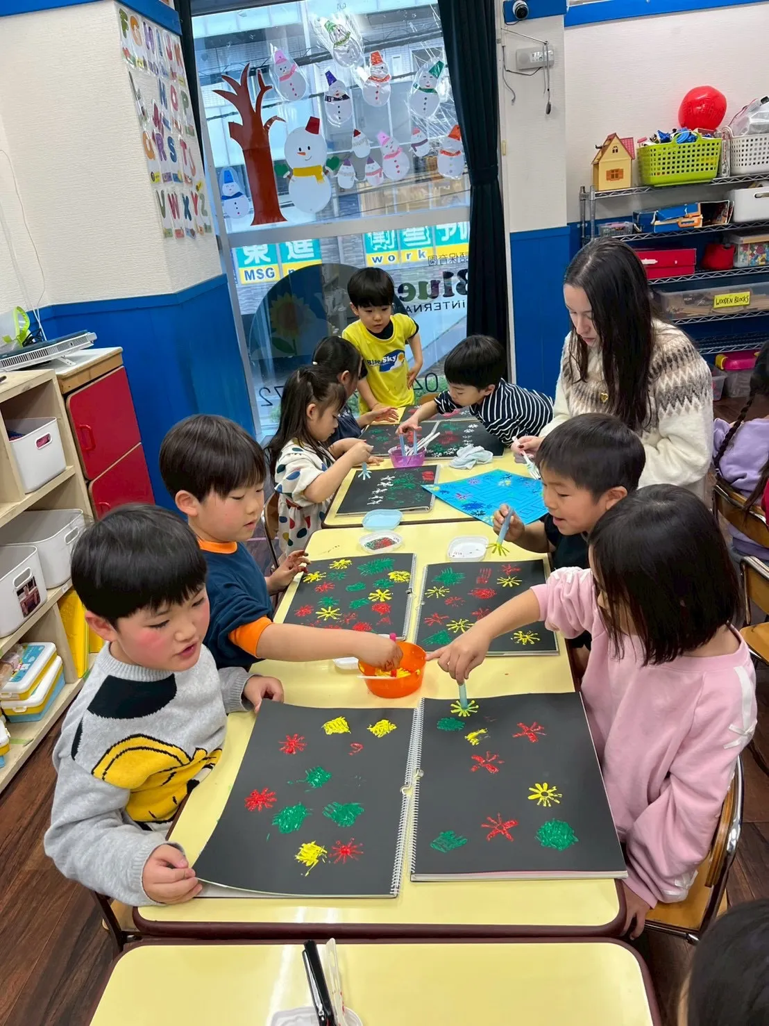 Hana, a teacher loved by the c...