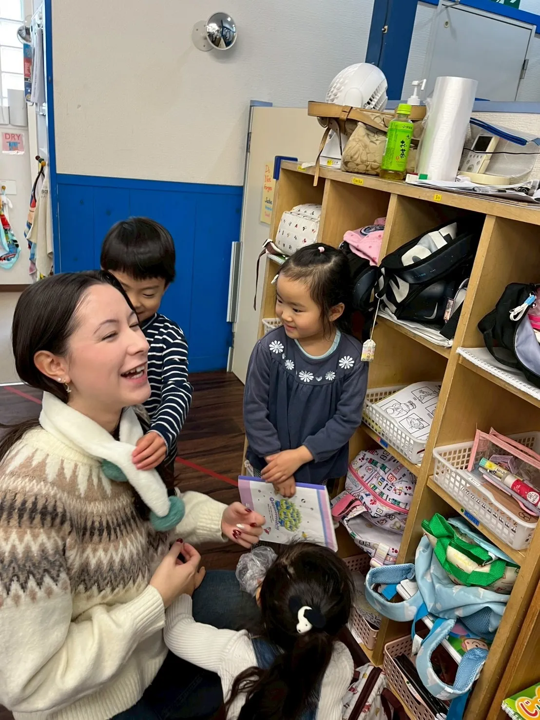 Hana, a teacher loved by the c...