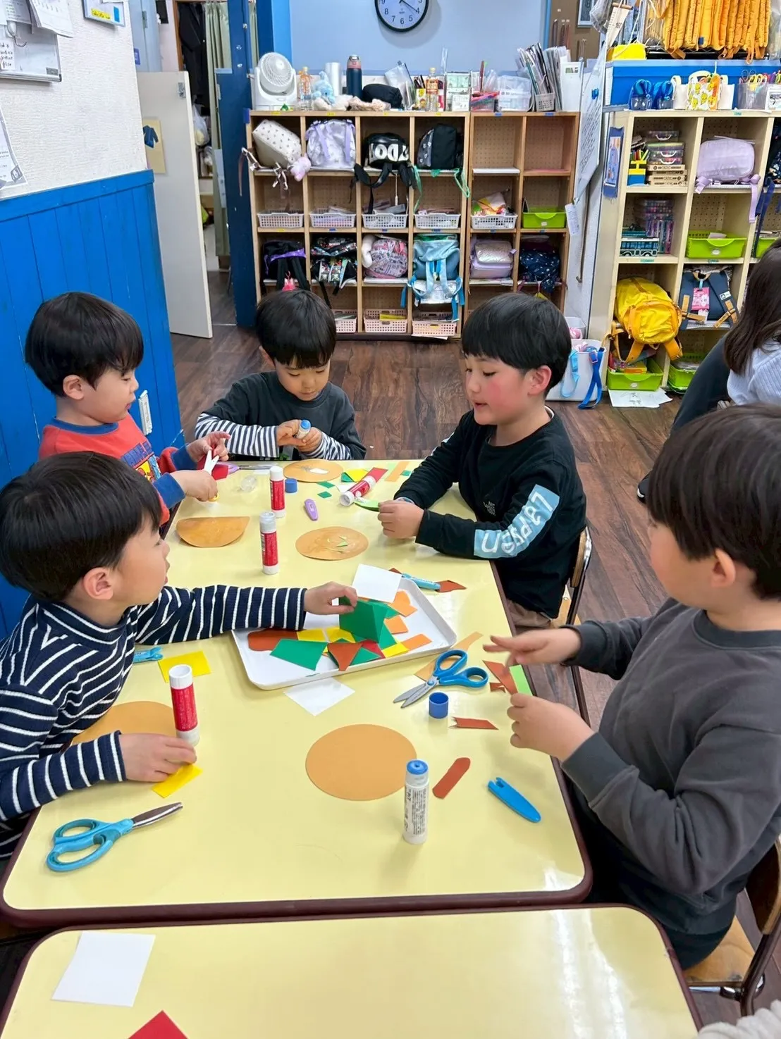 K3からスクールにプレゼントをいただきました🎁