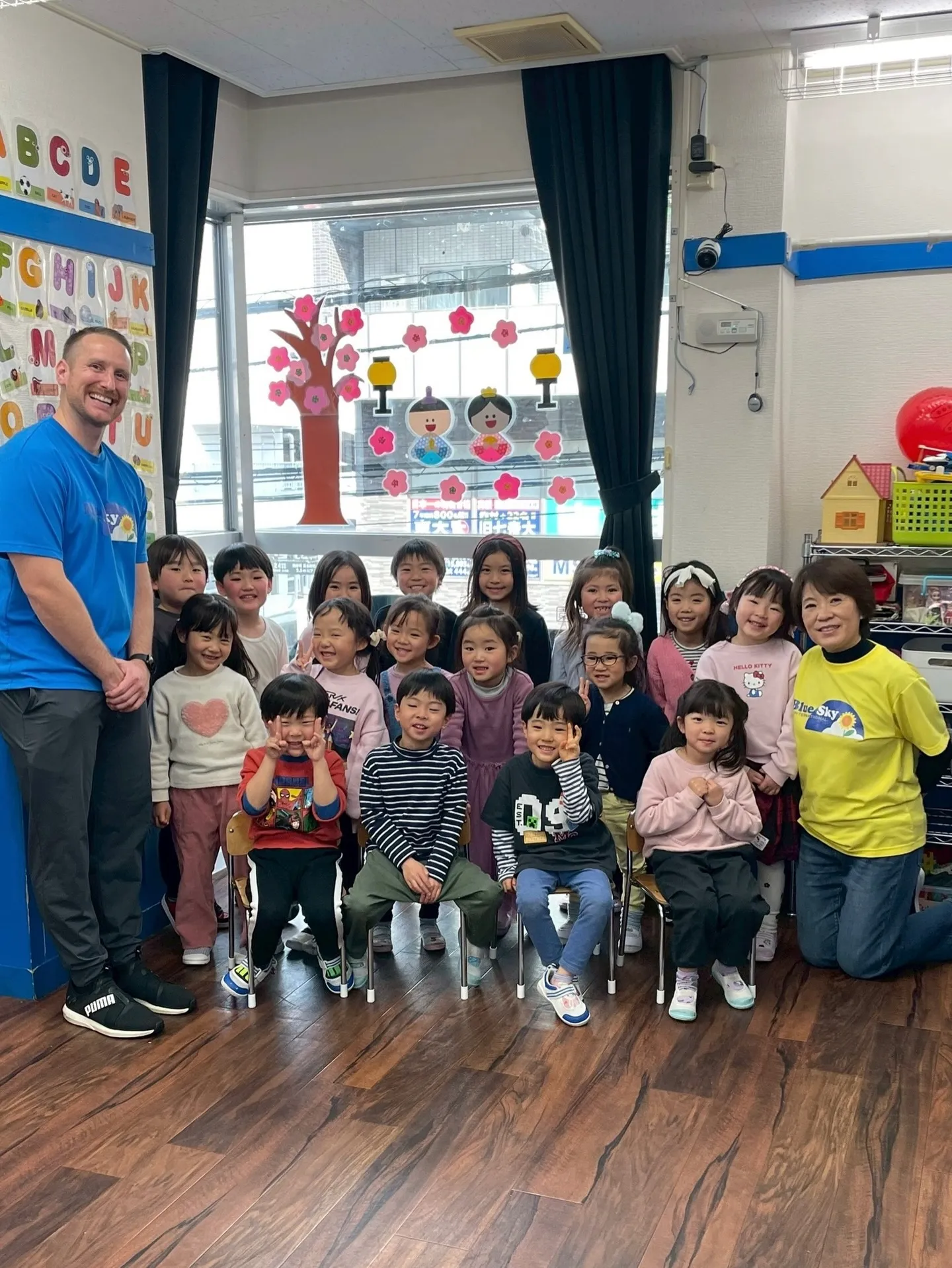 K3からスクールにプレゼントをいただきました🎁