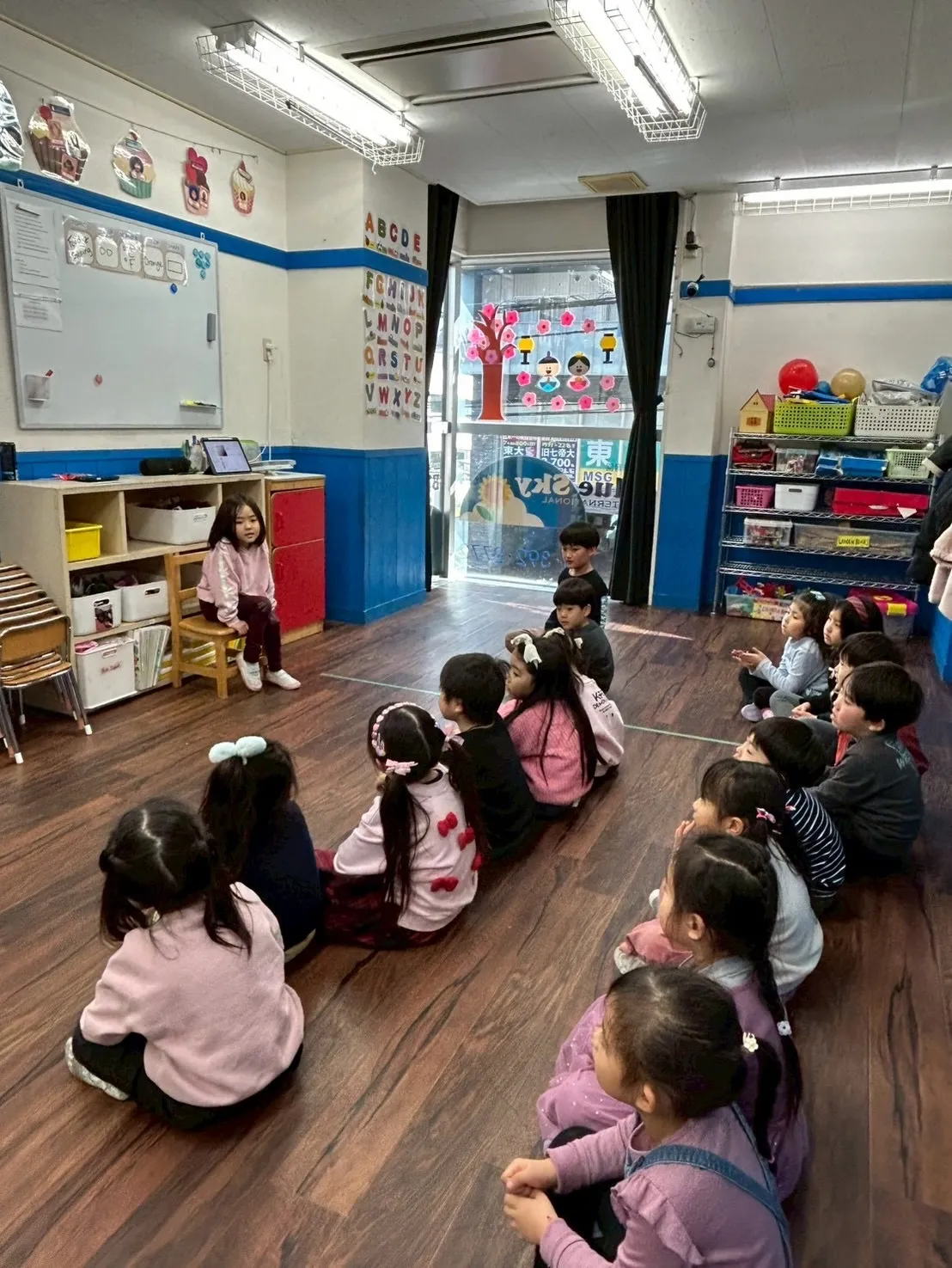 K3からスクールにプレゼントをいただきました🎁