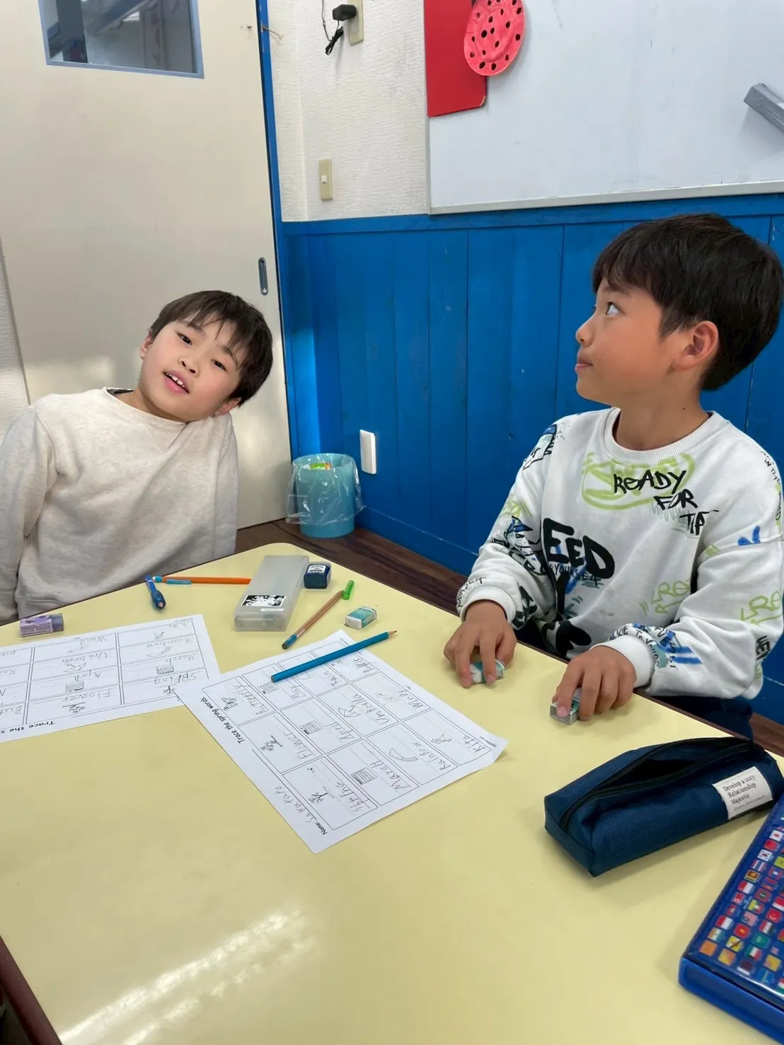 Bilingual class &Kinder class 