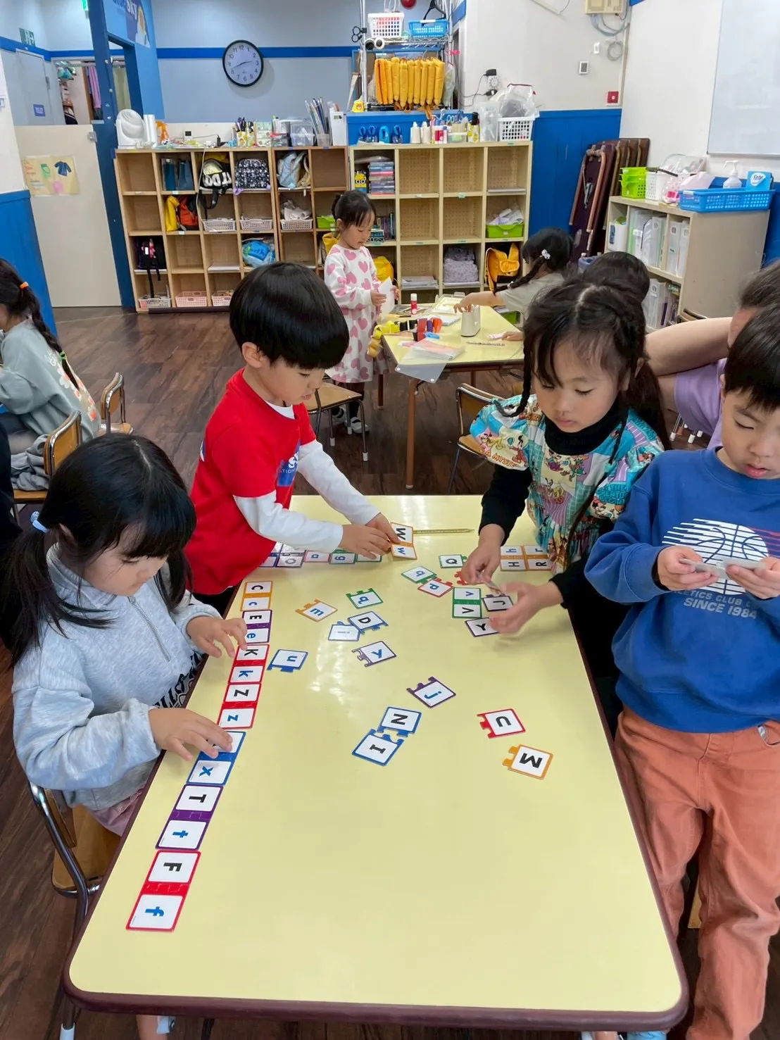 Bilingual class &Kinder class 