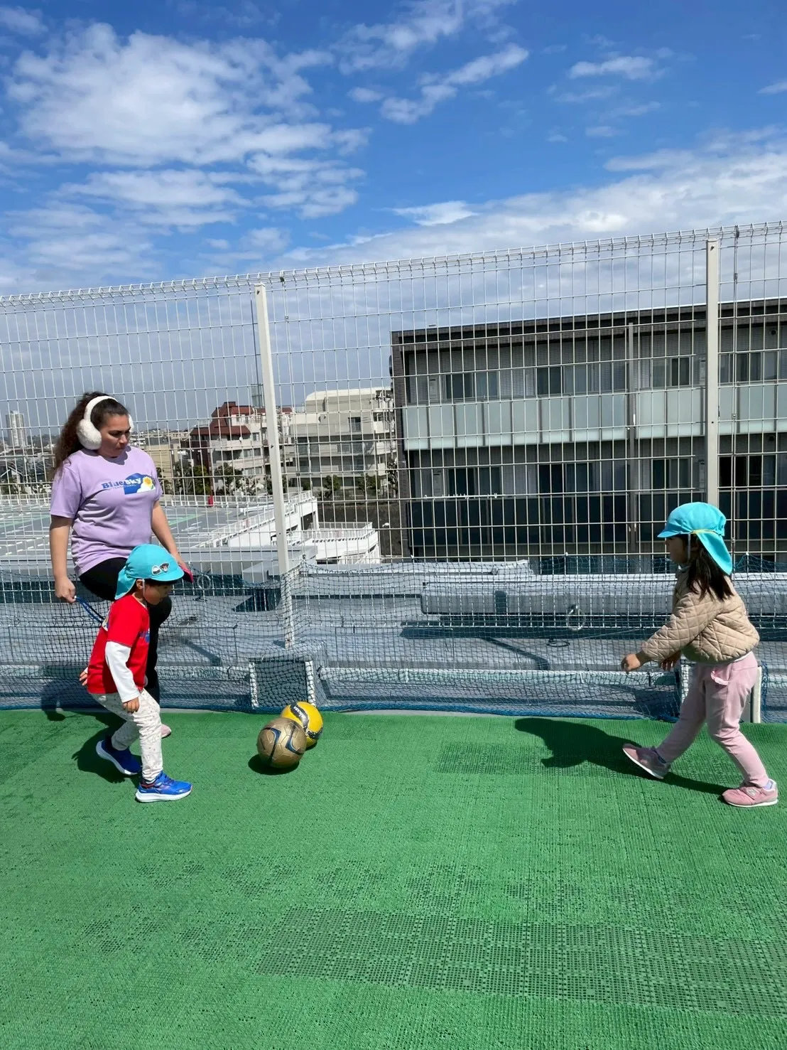 Bilingual class &Kinder class 