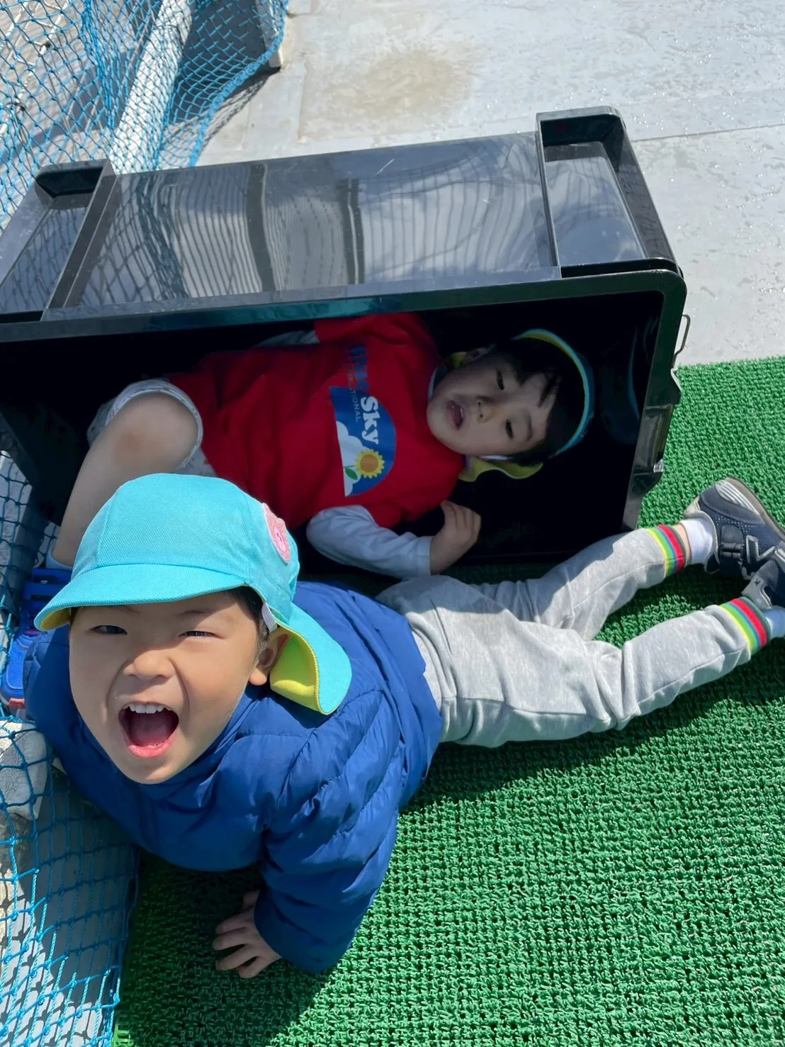 Bilingual class &Kinder class 