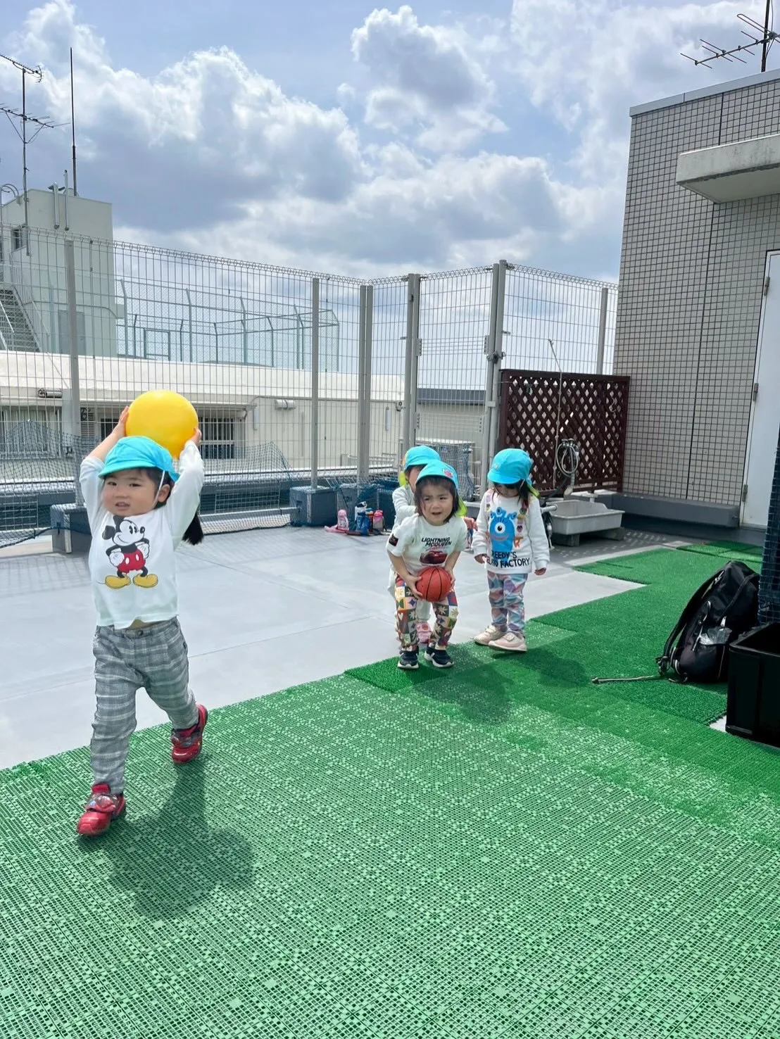 4/6.7 フルタイムのお子さんのスクールが一足先に始まりま...