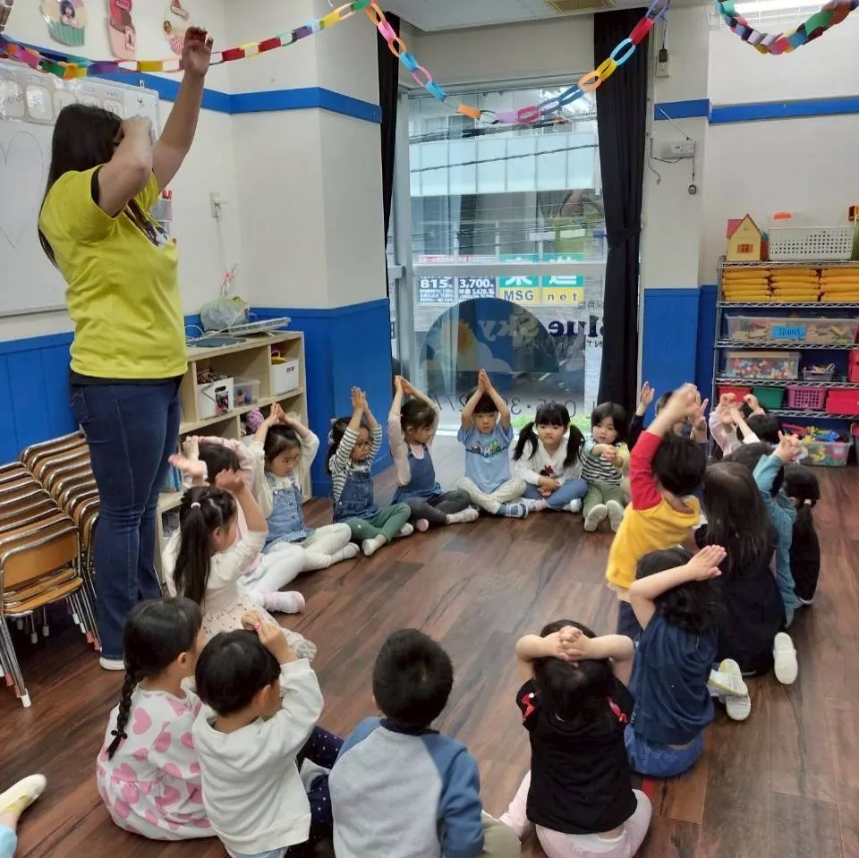 Kinder class Thursday ********...