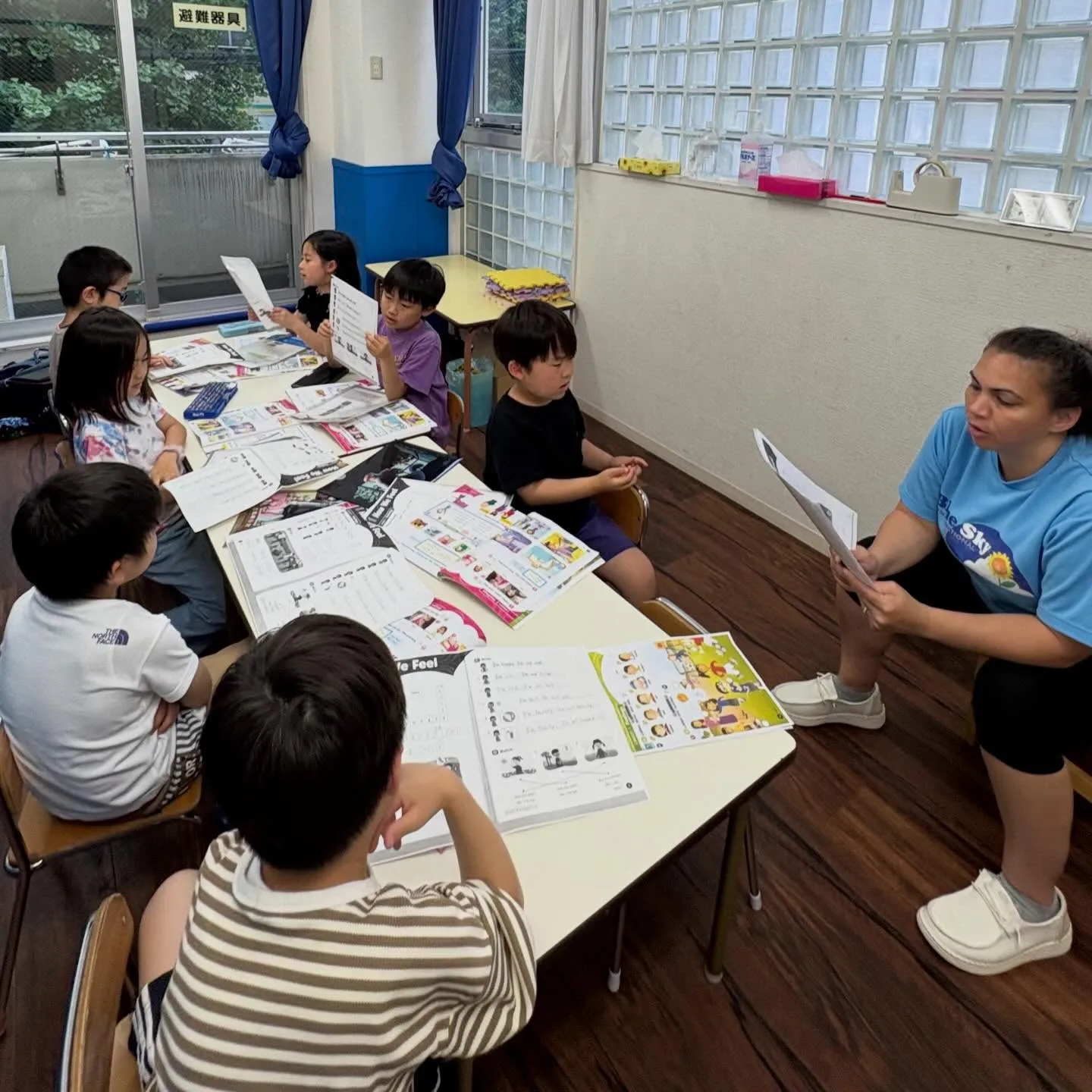 Bilingual class today 