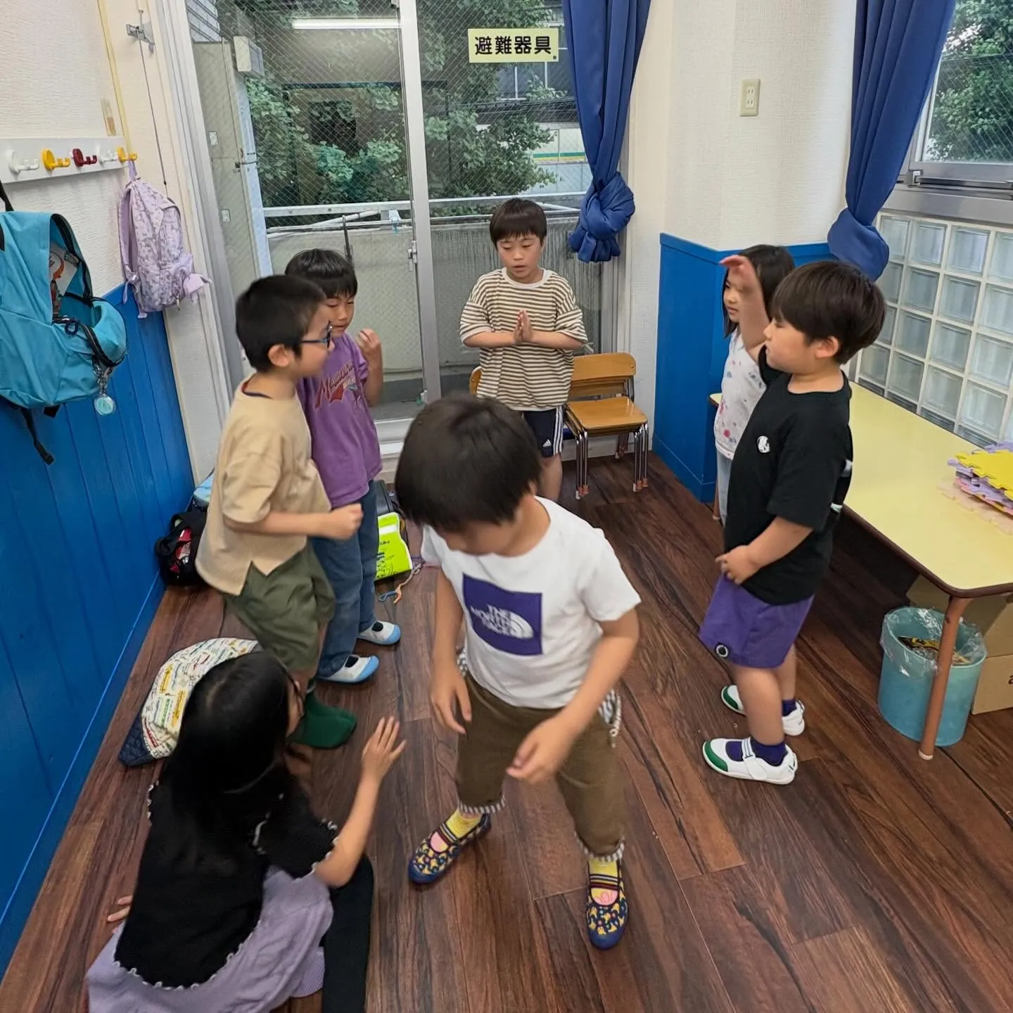 Bilingual class today 