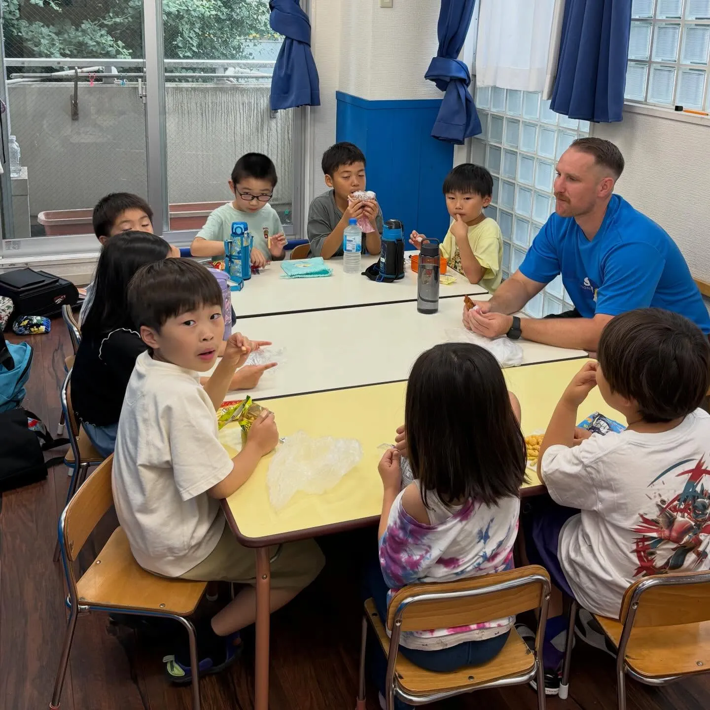 Bilingual class 