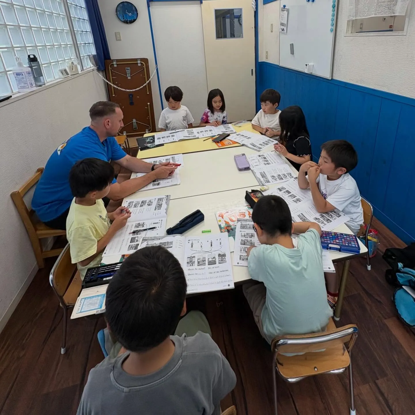Bilingual class 