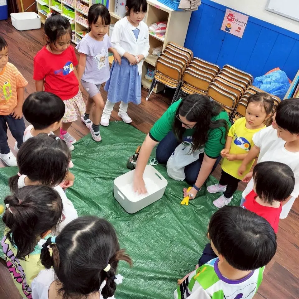 Kinder Thursday 
