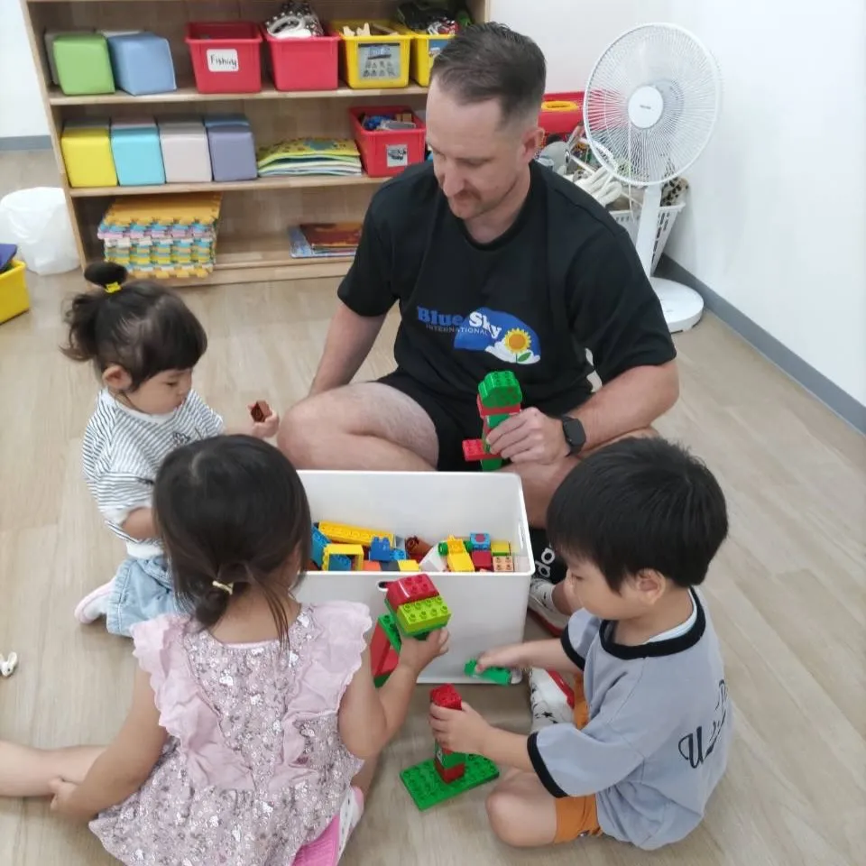 Toddler and Baby Steps Thursda...