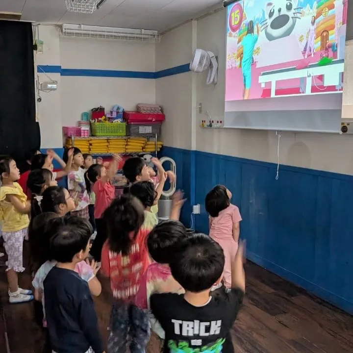 Kinder class Monday 