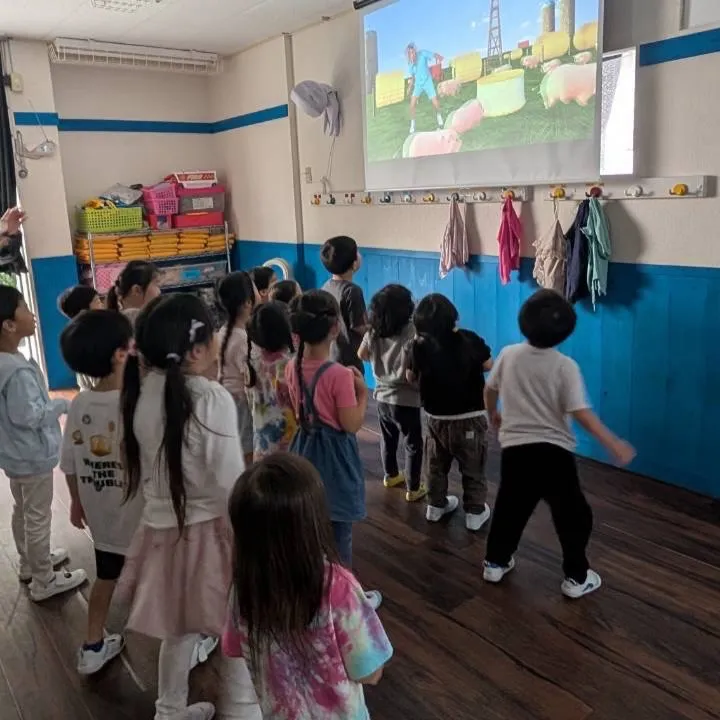Kinder Monday 