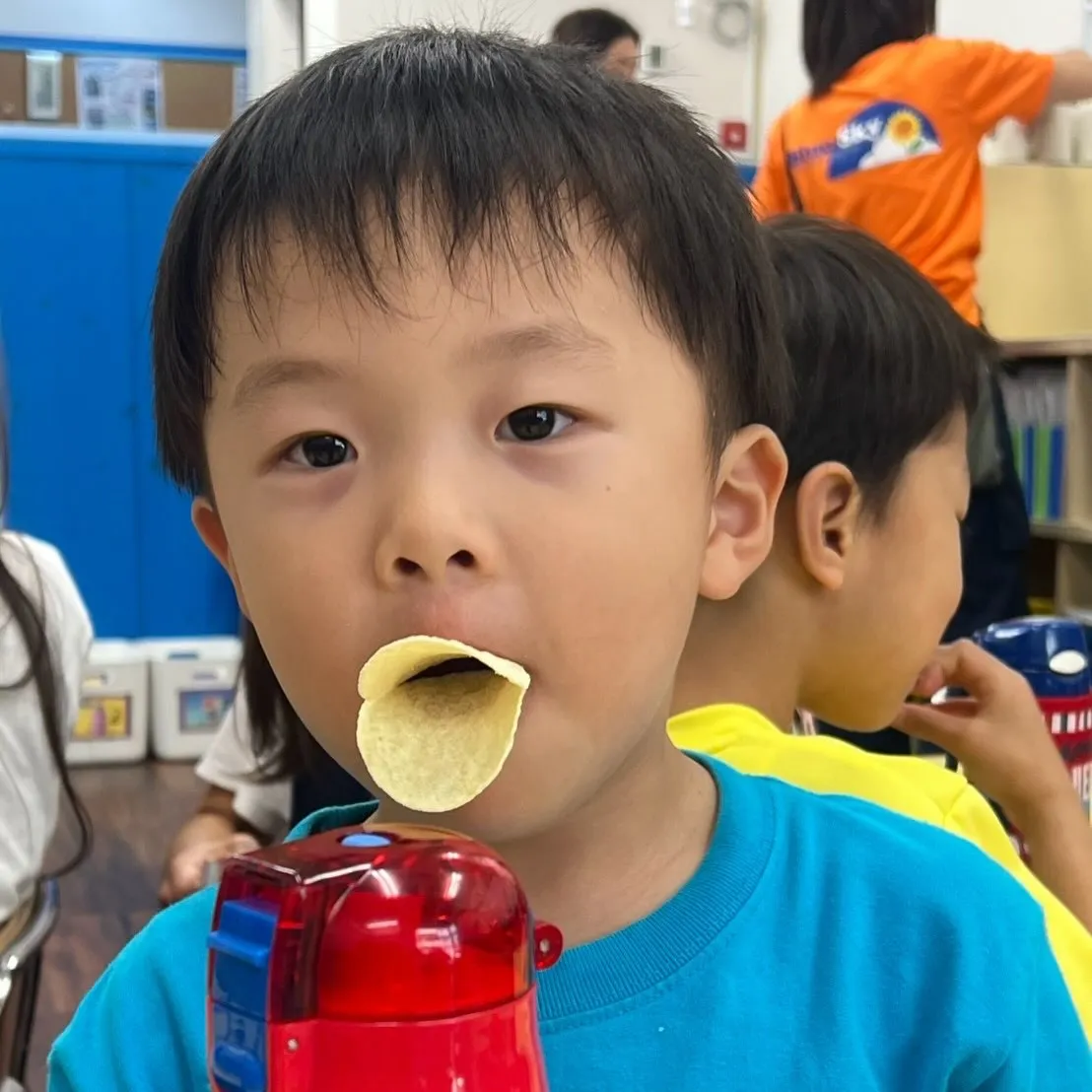 Snack time and free play time 