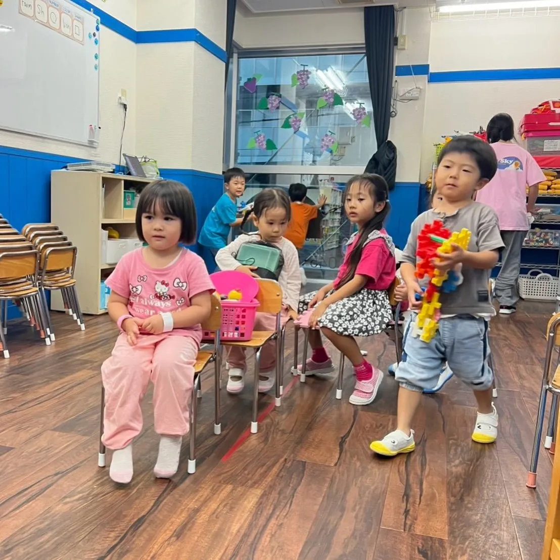 Snack time and free play time 