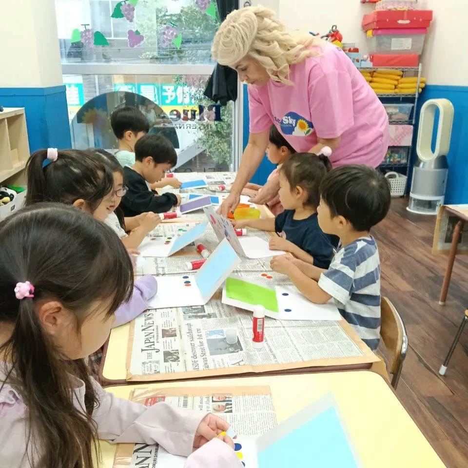Kinder Tuesday 