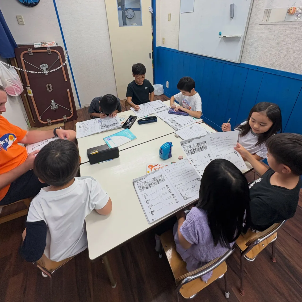 Bilingual class 