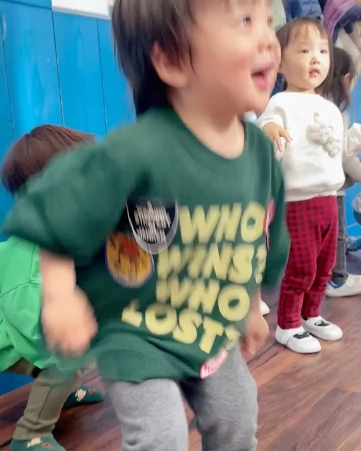 3/4(月) Videos from toddler cla...