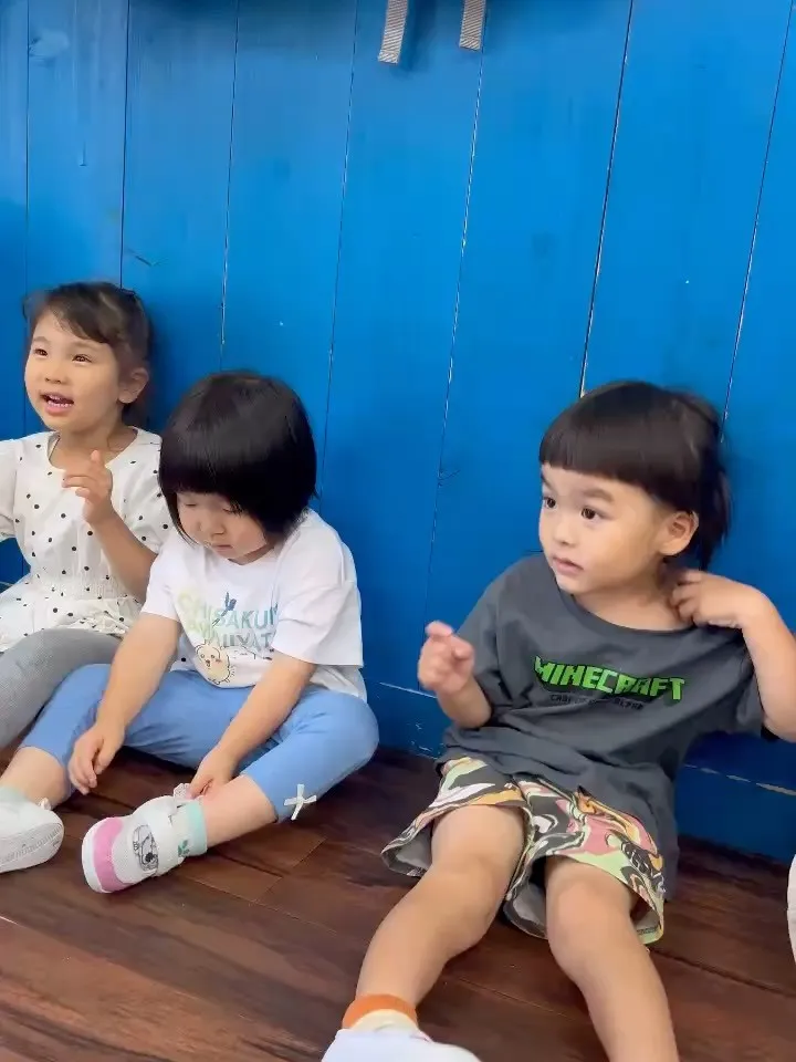 Saturday Kinder class movies 📹